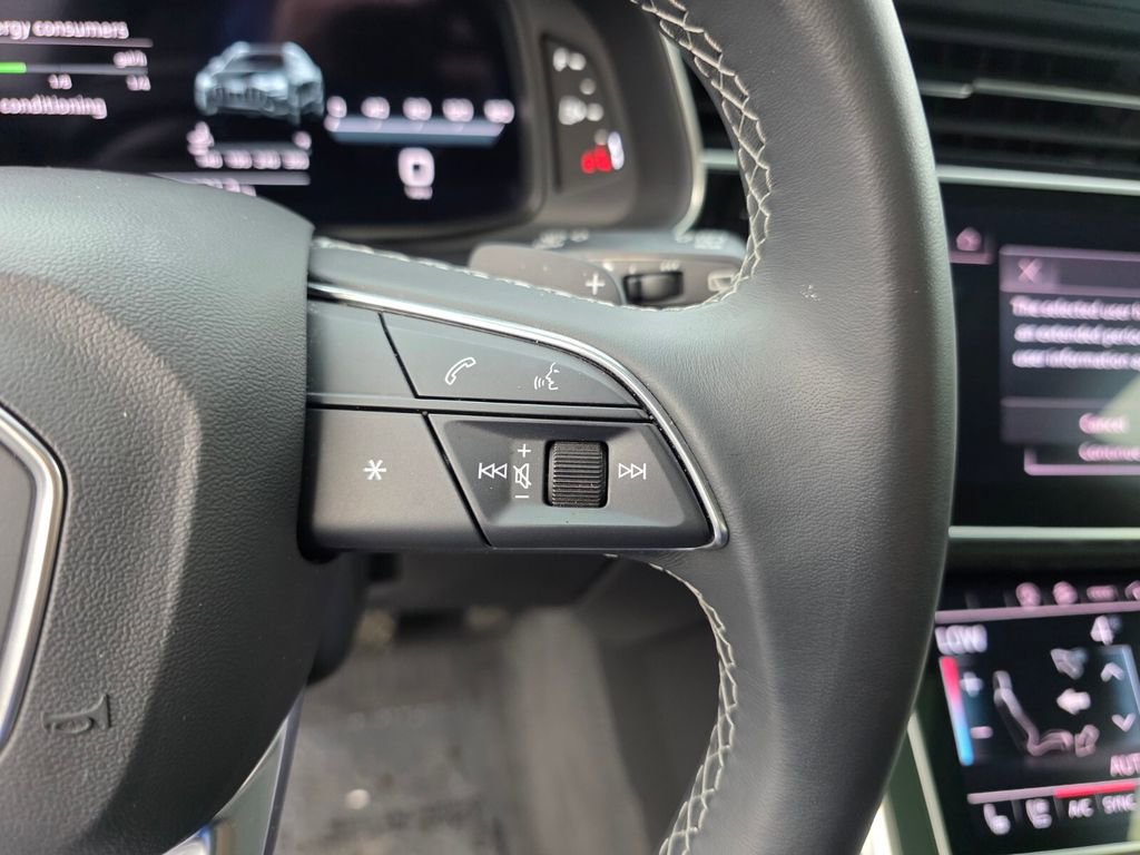 Used 2023 Audi Q8 Premium Plus w/ Premium Plus Package AWD/4WD image 20
