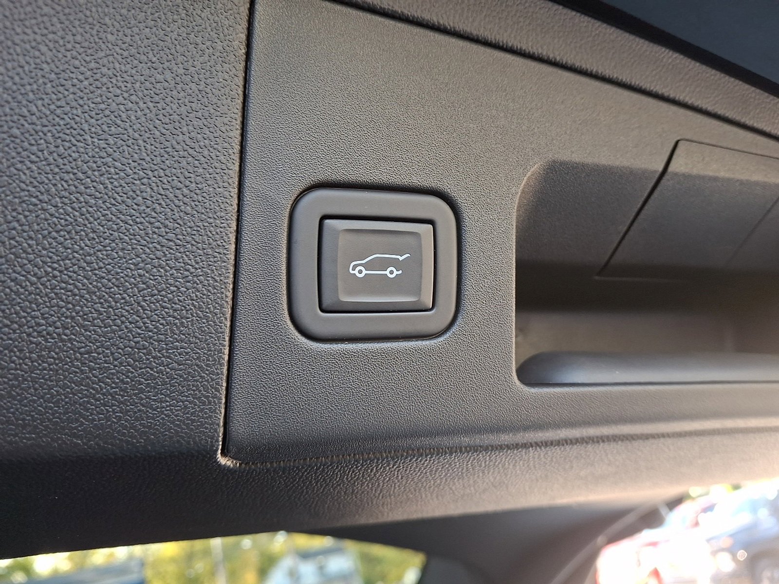 Used 2025 Cadillac XT5 Premium Luxury w/ Technology Package image 30