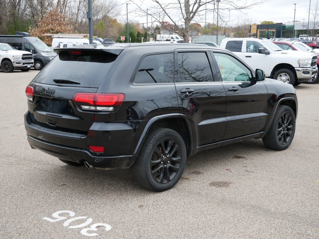 Used 2019 Jeep Grand Cherokee Altitude image 20