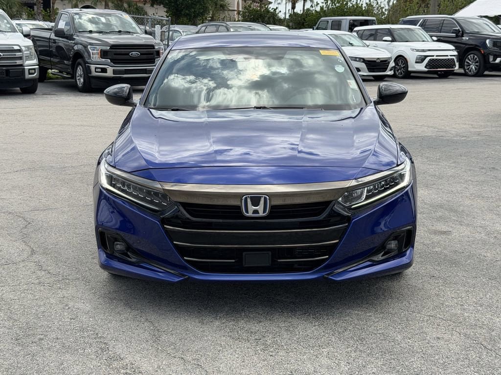 Used 2022 Honda Accord Sport image 3