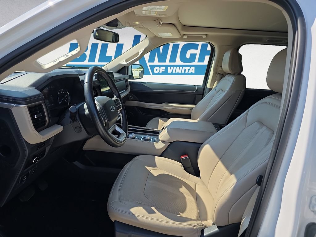 Used 2024 Ford Expedition Limited AWD/4WD image 9
