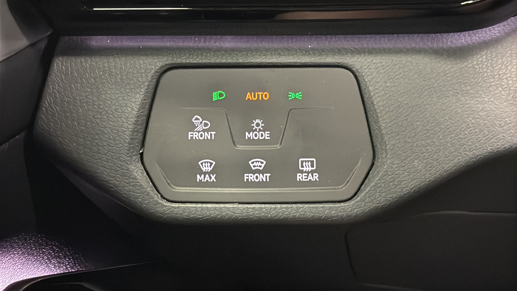 Used 2024 Volkswagen ID.4 Pro S AWD/4WD image 31