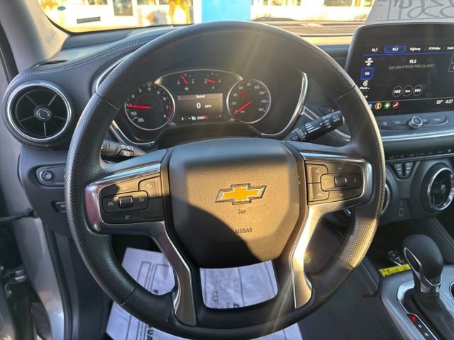 Used 2025 Chevrolet Blazer LT image 18