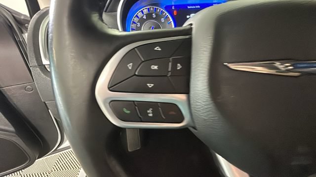 Used 2021 Chrysler 300 Touring w/ Sport Appearance Package RWD image 15