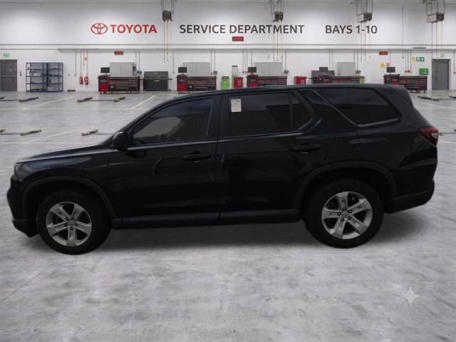 Used 2023 Honda Pilot LX image 9