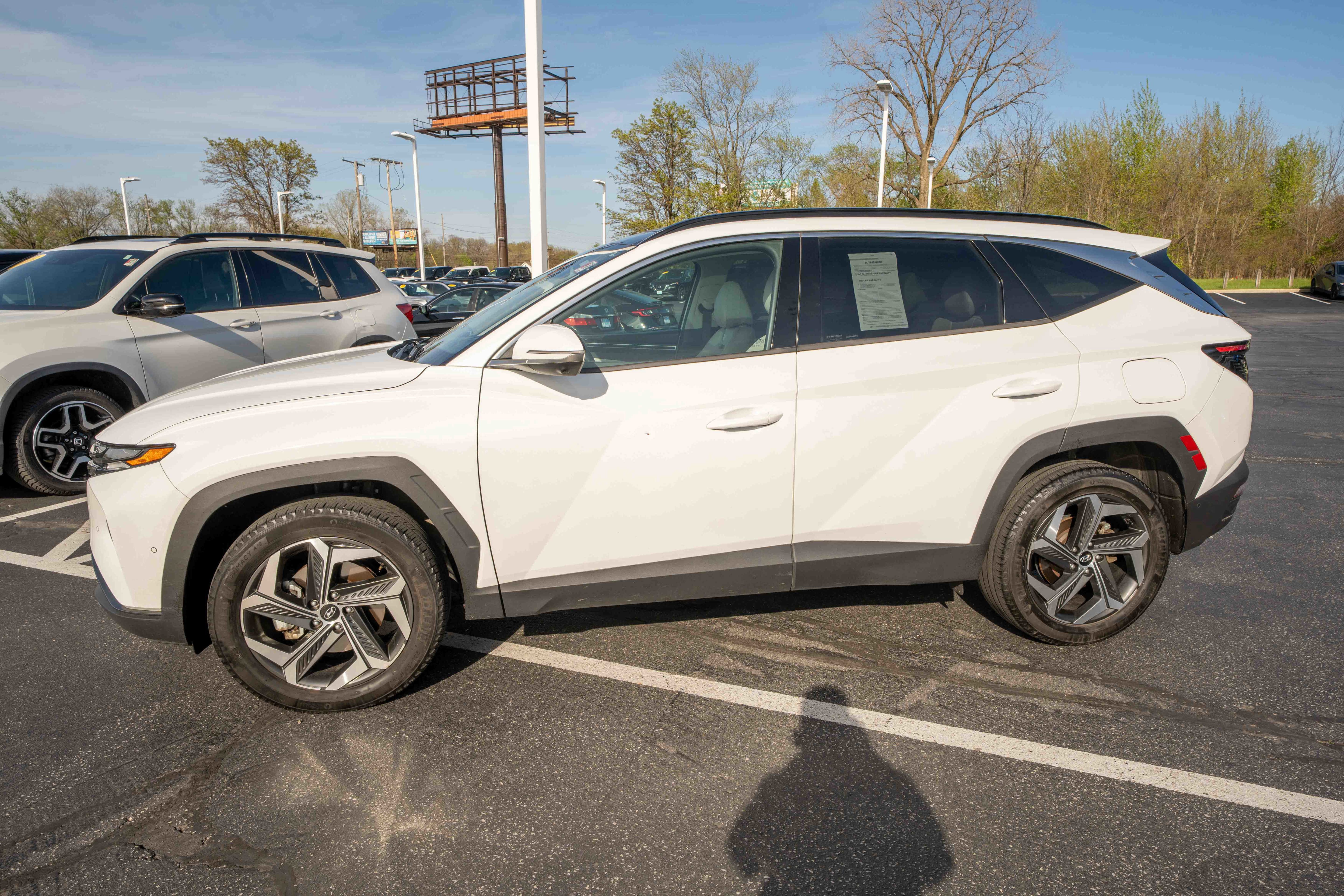 Used 2022 Hyundai Tucson Limited AWD/4WD image 3