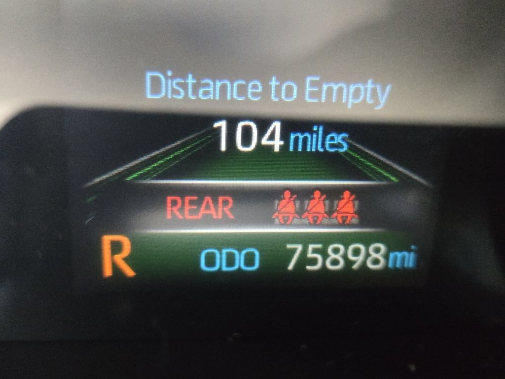 Used 2022 Toyota RAV4 LE FWD image 22