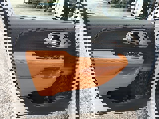 New 2026 Chrysler Pacifica Pinnacle image 10