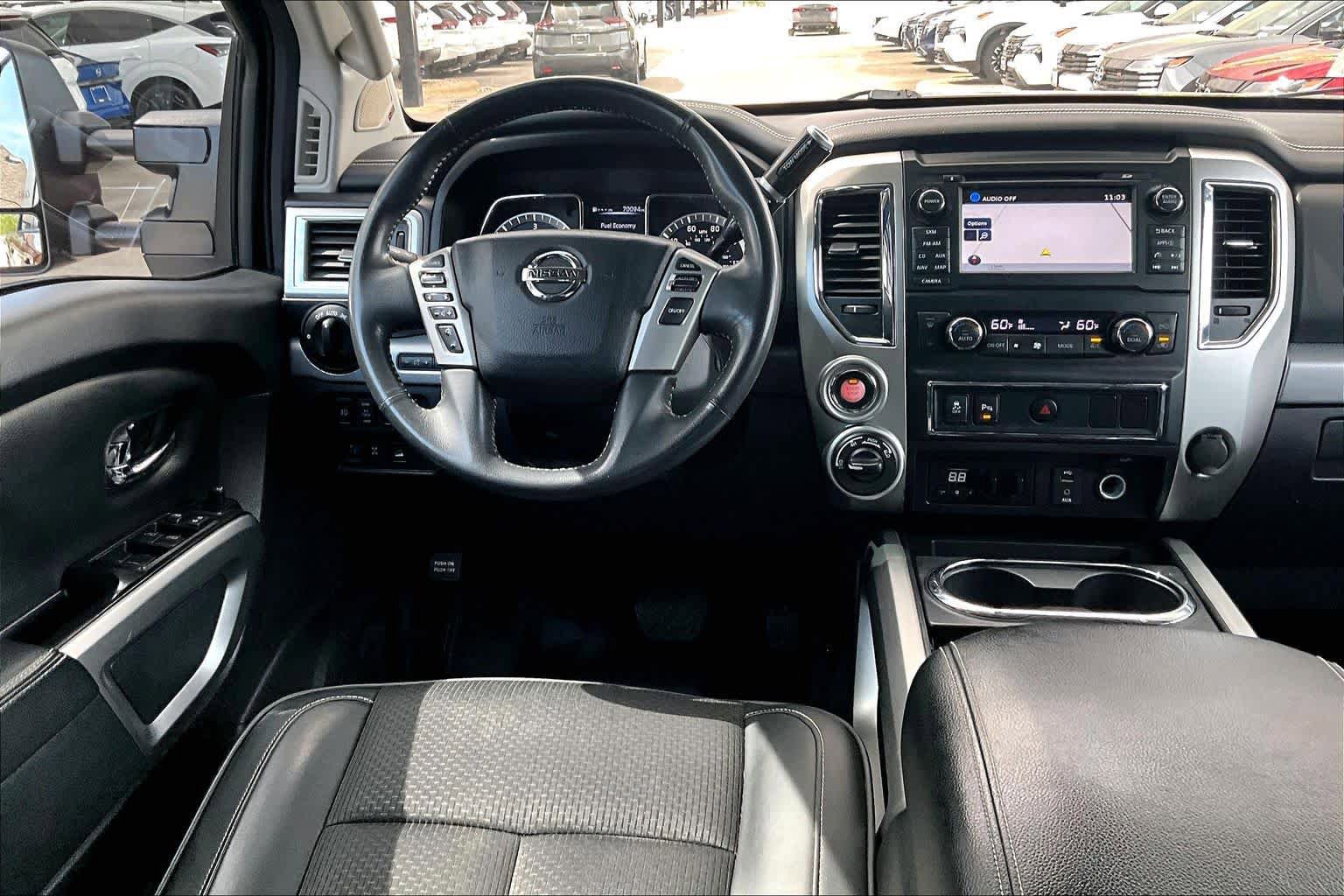 Used 2016 Nissan Titan PRO-4X AWD/4WD image 6