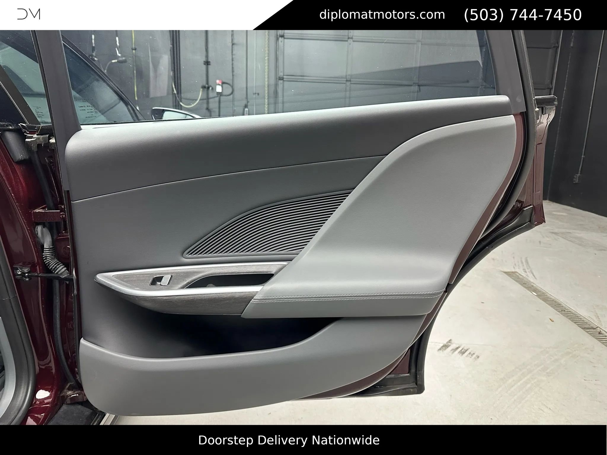 Used 2024 Lucid Air Touring image 25