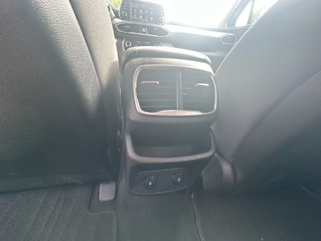 Used 2019 Hyundai Santa Fe SEL FWD image 31