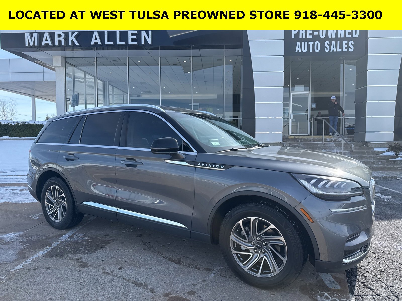 Used 2021 Lincoln Aviator Standard image 1