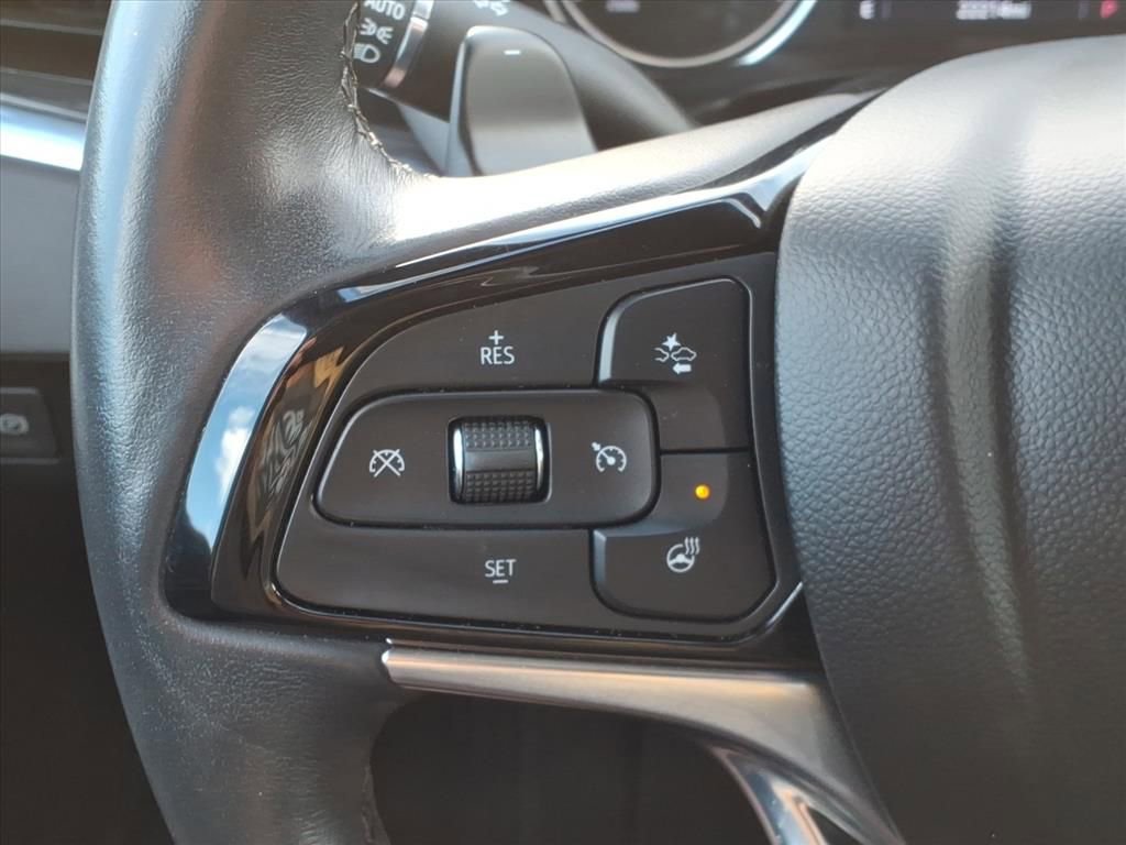 Used 2024 Buick Enclave Essence w/ Experience Buick Package image 21