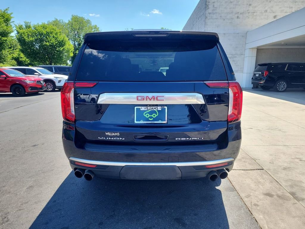 Certified 2021 GMC Yukon Denali w/ Denali Premium Package AWD/4WD image 7