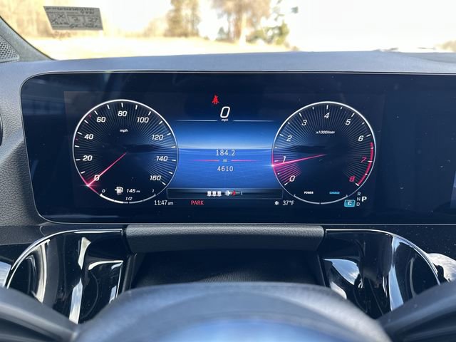 Used 2025 Mercedes-Benz GLA 250 4MATIC image 12