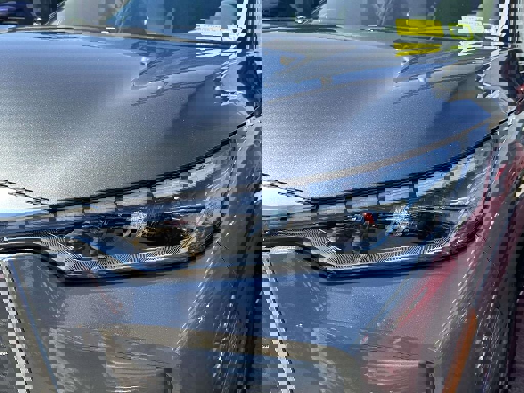 Used 2026 INFINITI QX60 Luxe w/ Family Package image 9