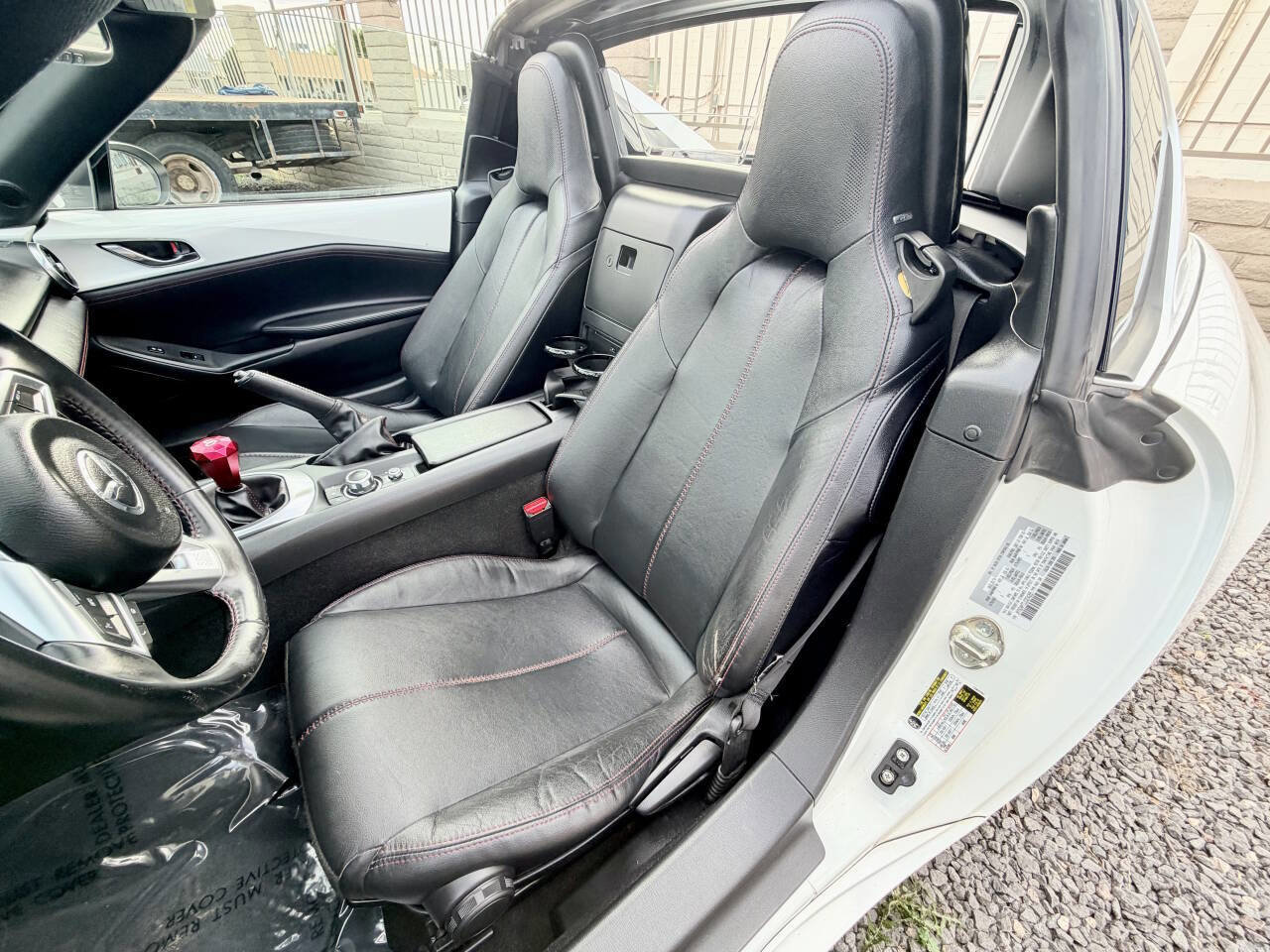 Used 2018 MAZDA MX-5 Miata RF Grand Touring image 17