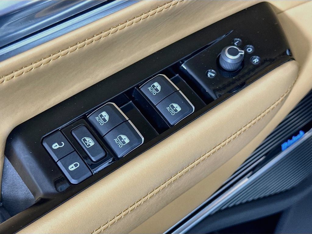 Used 2022 Jeep Grand Wagoneer Series III w/ Rear Seat Video Group 1 AWD/4WD image 21