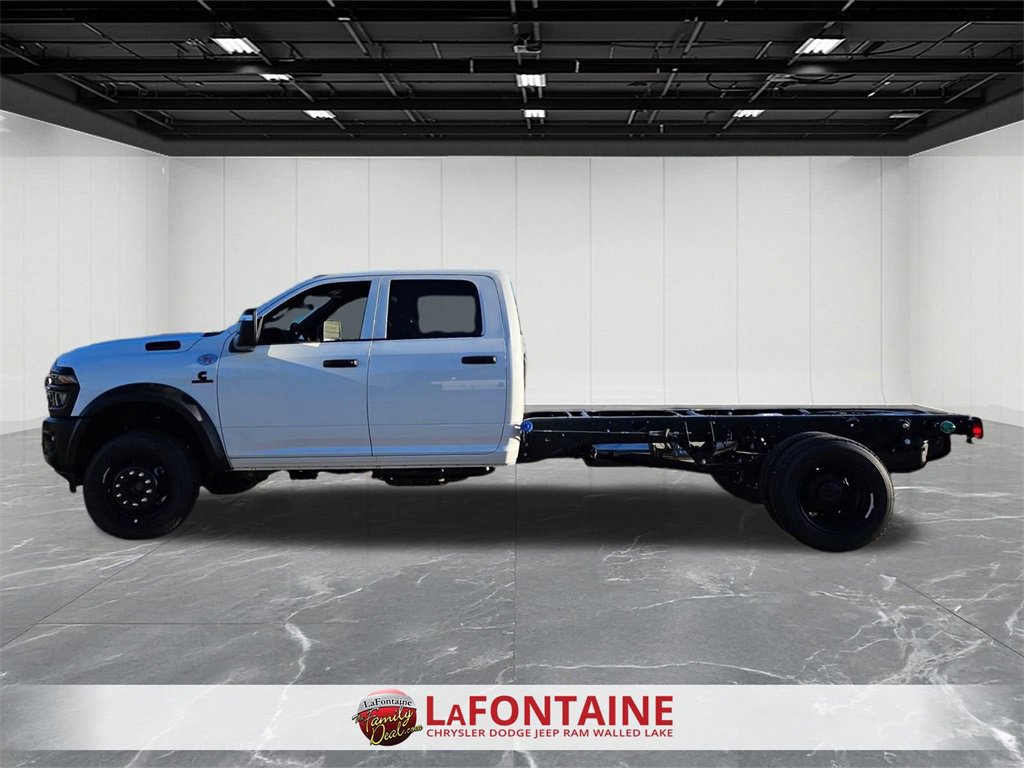 New 2026 RAM 5500 Tradesman image 2