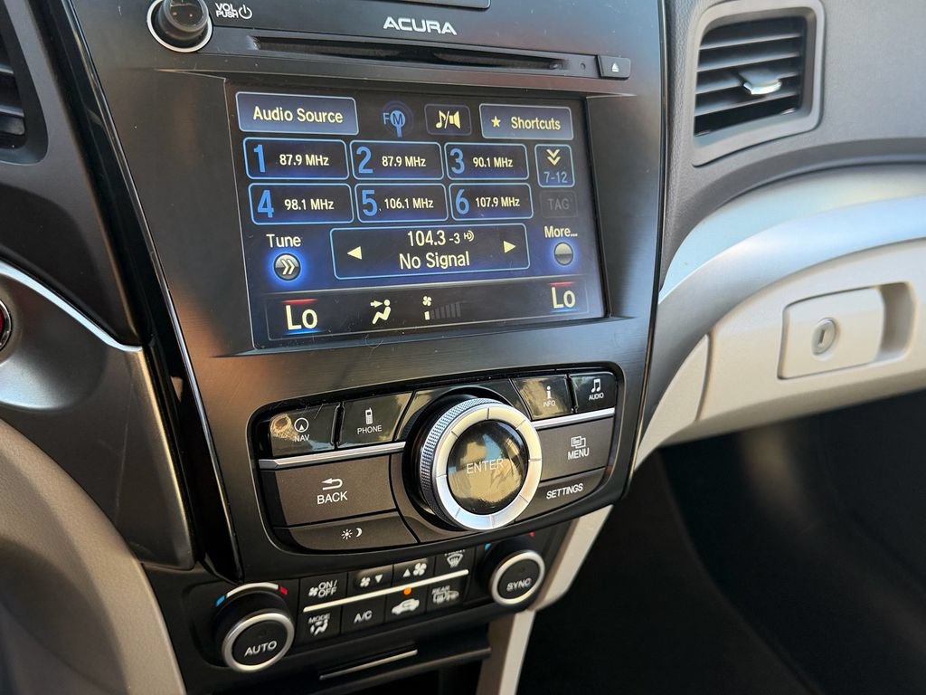Used 2016 Acura ILX FWD image 23