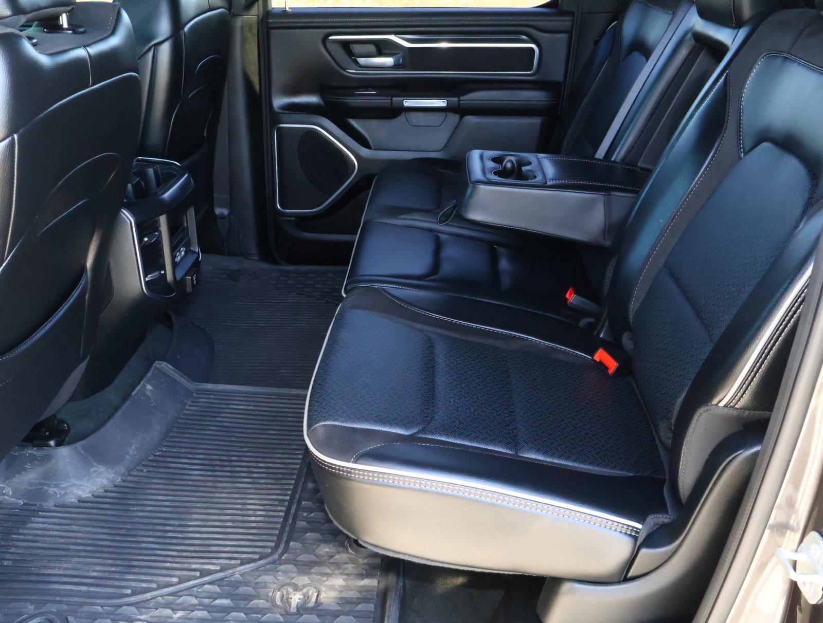 Used 2023 RAM 1500 Laramie image 22