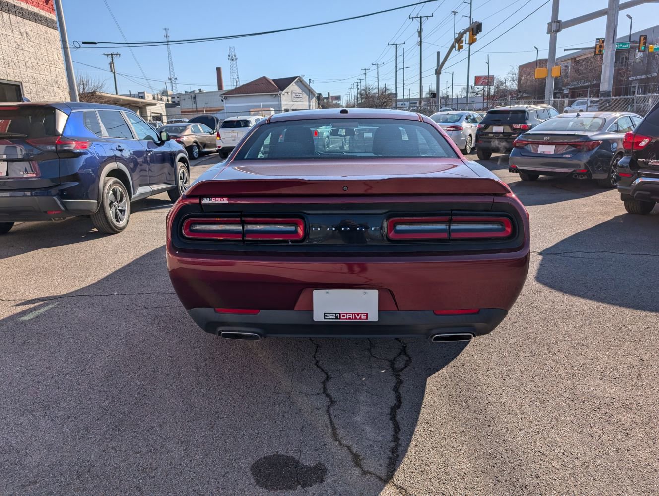 Used 2018 Dodge Challenger SXT image 7
