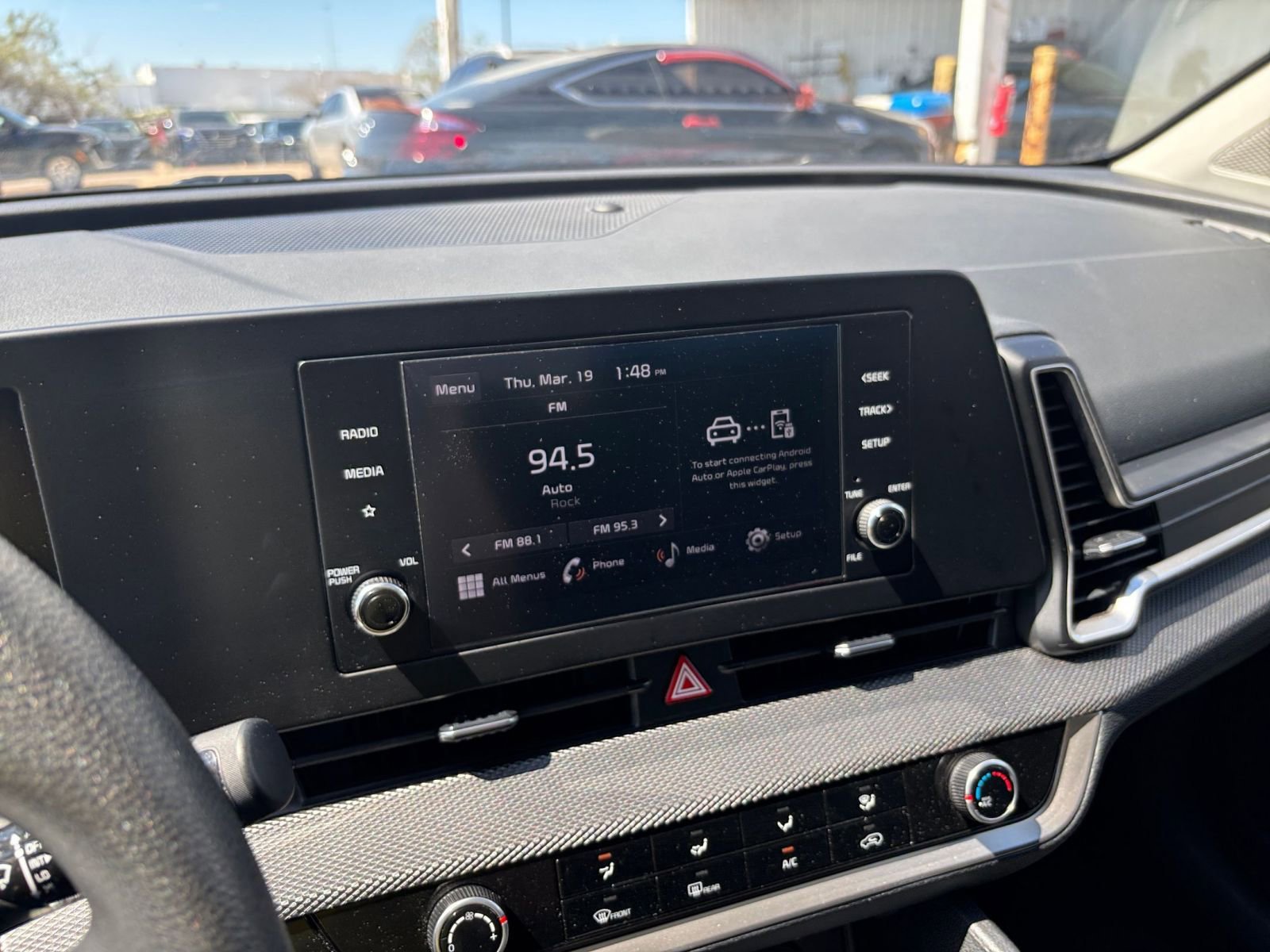 Used 2025 Kia Sportage LX FWD image 20