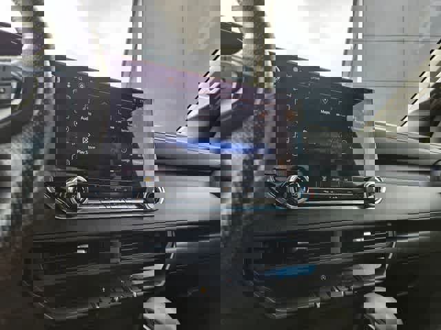 Used 2023 Chevrolet Colorado W/T image 25