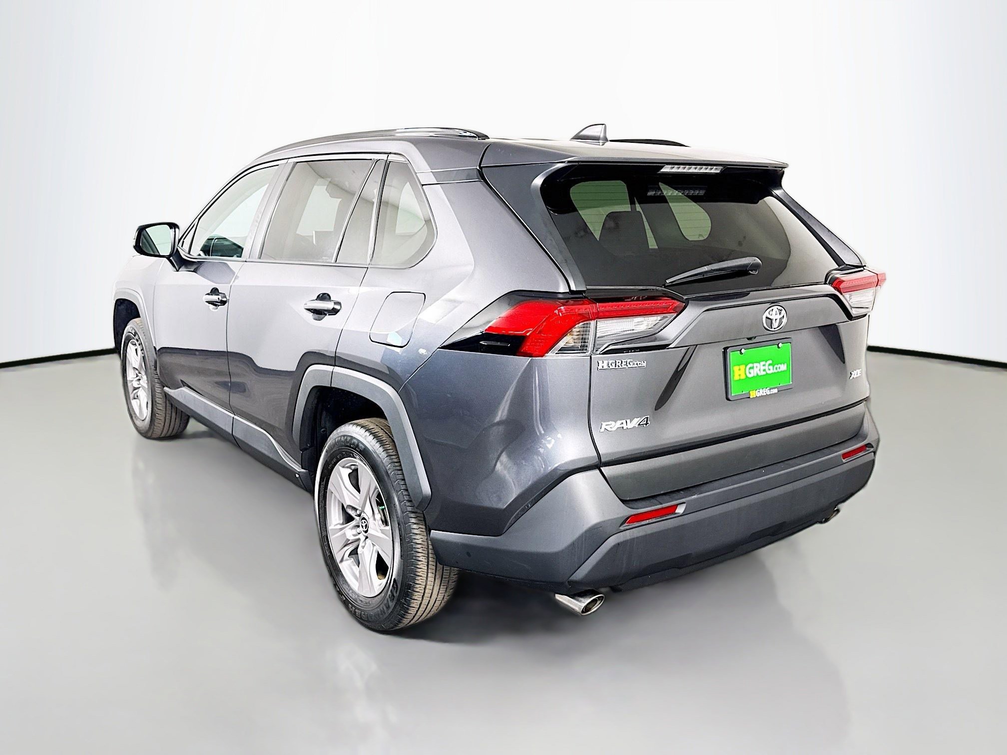 Used 2023 Toyota RAV4 XLE image 7
