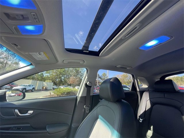 Certified 2023 Hyundai Kona Limited image 13