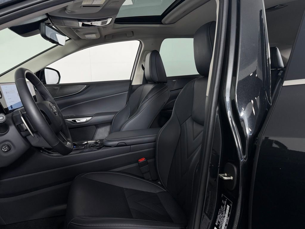 Used 2025 Lexus NX 450h+ AWD w/ Towing Package (2000 Lbs) image 20