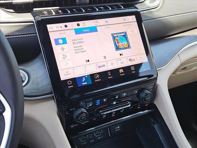 New 2025 Jeep Grand Cherokee L Limited w/ Luxury Tech Group II image 11