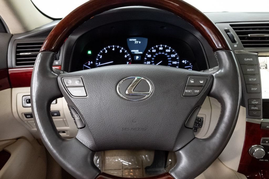 Used 2011 Lexus LS 460 AWD w/ Luxury Value Edition image 14