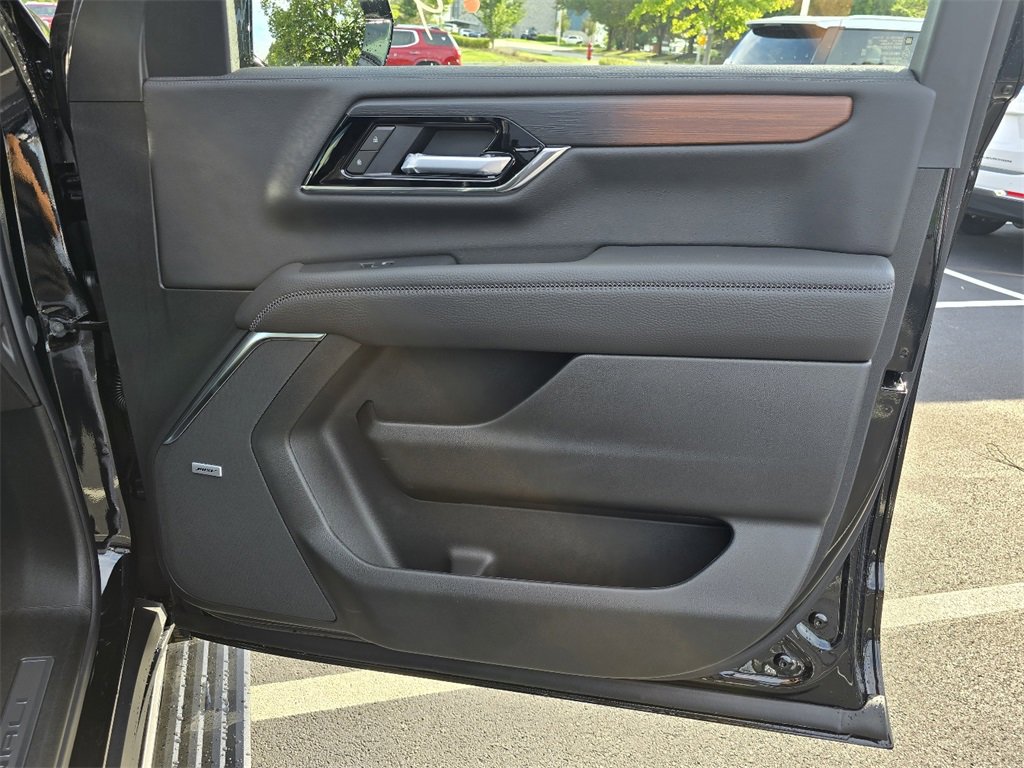 New 2026 GMC Yukon XL Denali image 33