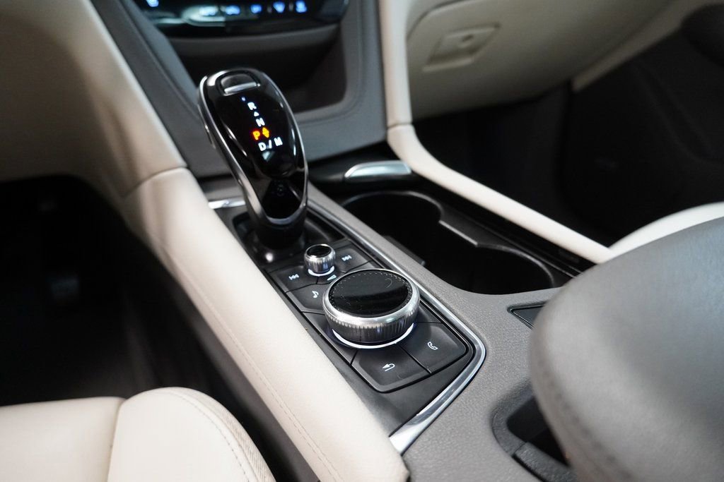 Used 2023 Cadillac XT6 Premium Luxury image 23