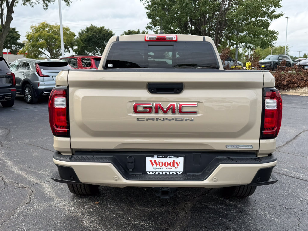 Certified 2024 GMC Canyon Elevation w/ Elevation Premium Package AWD/4WD image 7