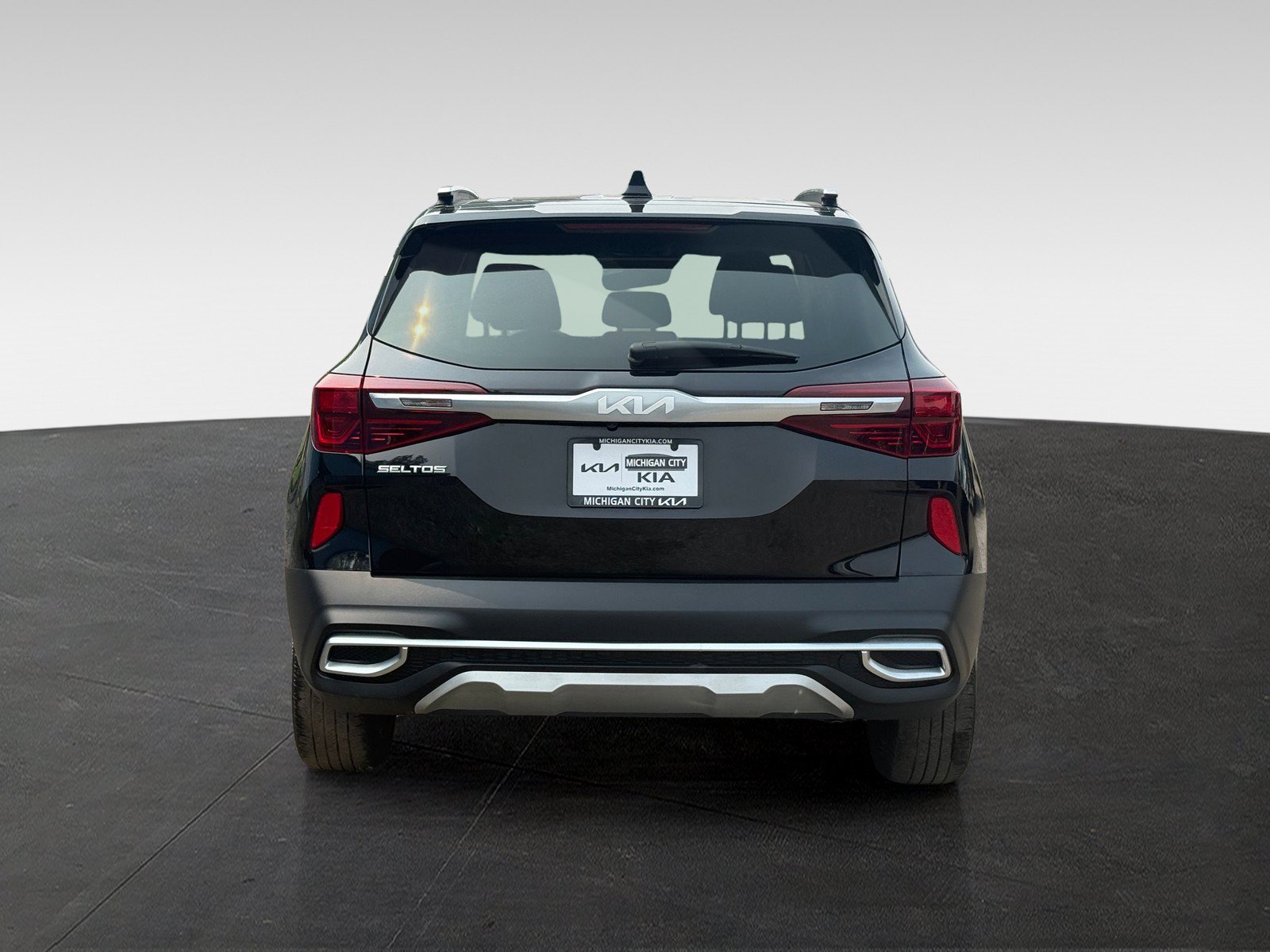 Used 2023 Kia Seltos EX AWD/4WD image 6