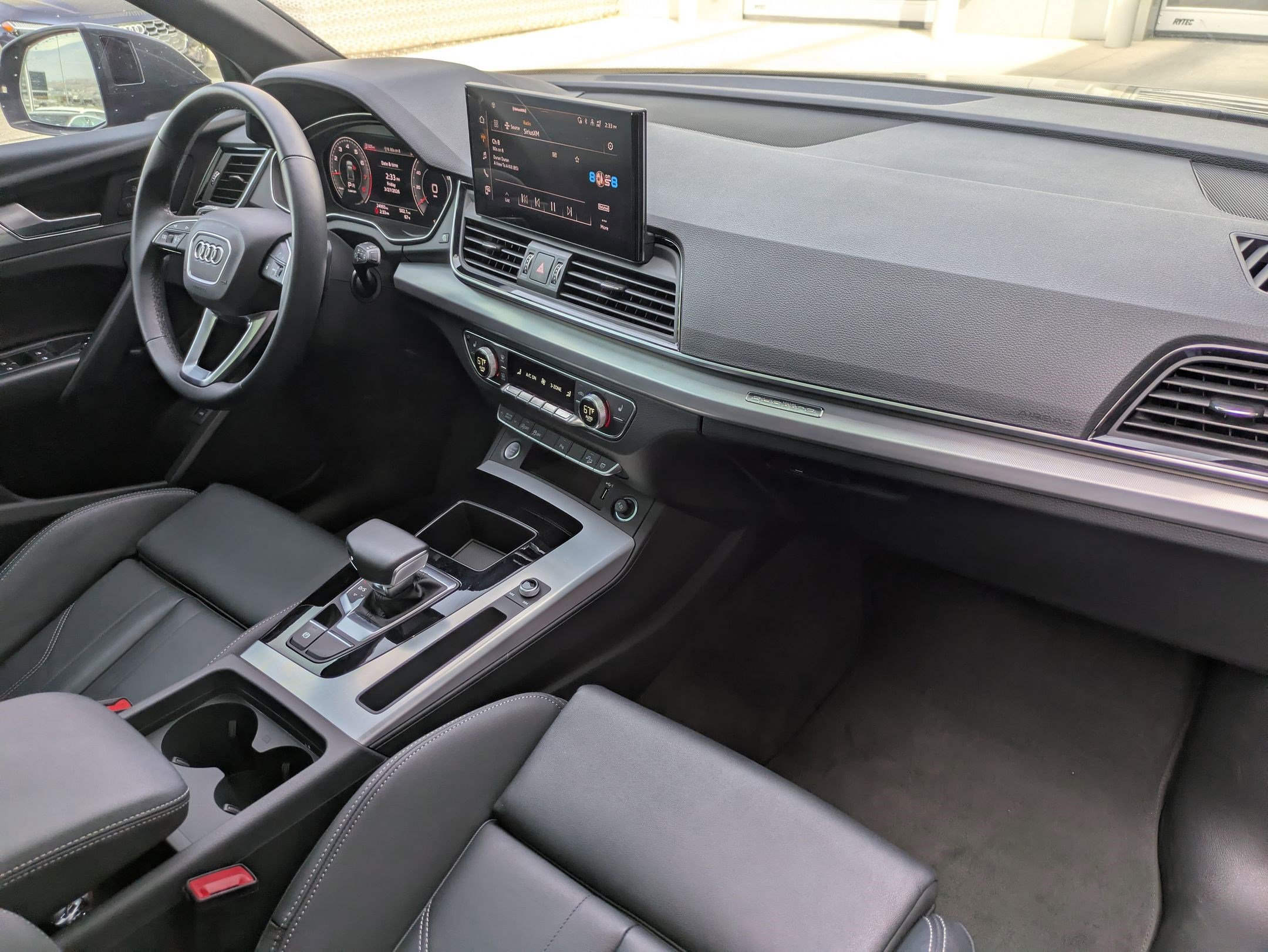 Certified 2024 Audi Q5 2.0T Premium w/ Summer of Audi Package image 29