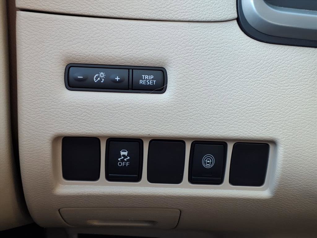 Used 2022 Nissan Murano SV w/ Cargo Package AWD/4WD image 18