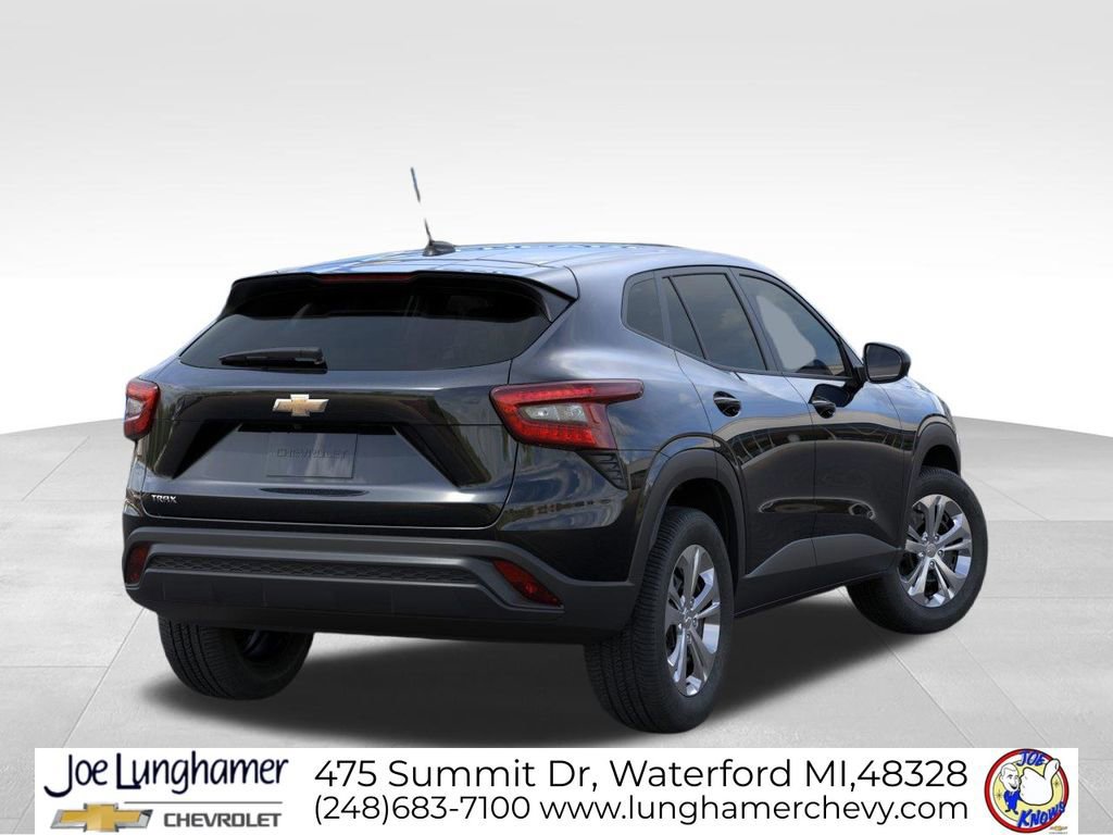 New 2026 Chevrolet Trax LS image 4