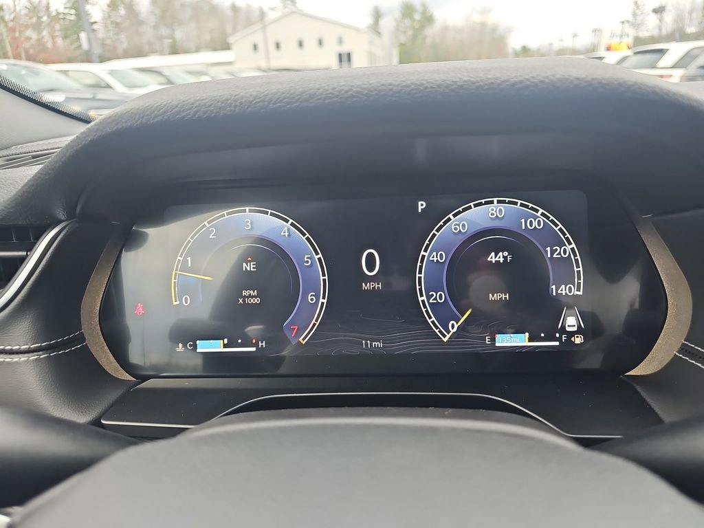 New 2025 Jeep Grand Cherokee L Altitude image 16