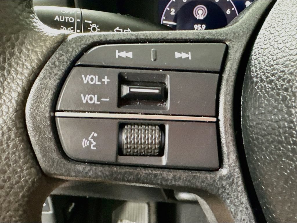 Used 2024 Honda Accord EX image 23