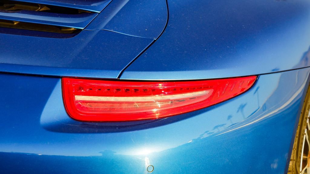 Used 2014 Porsche 911 Carrera image 10