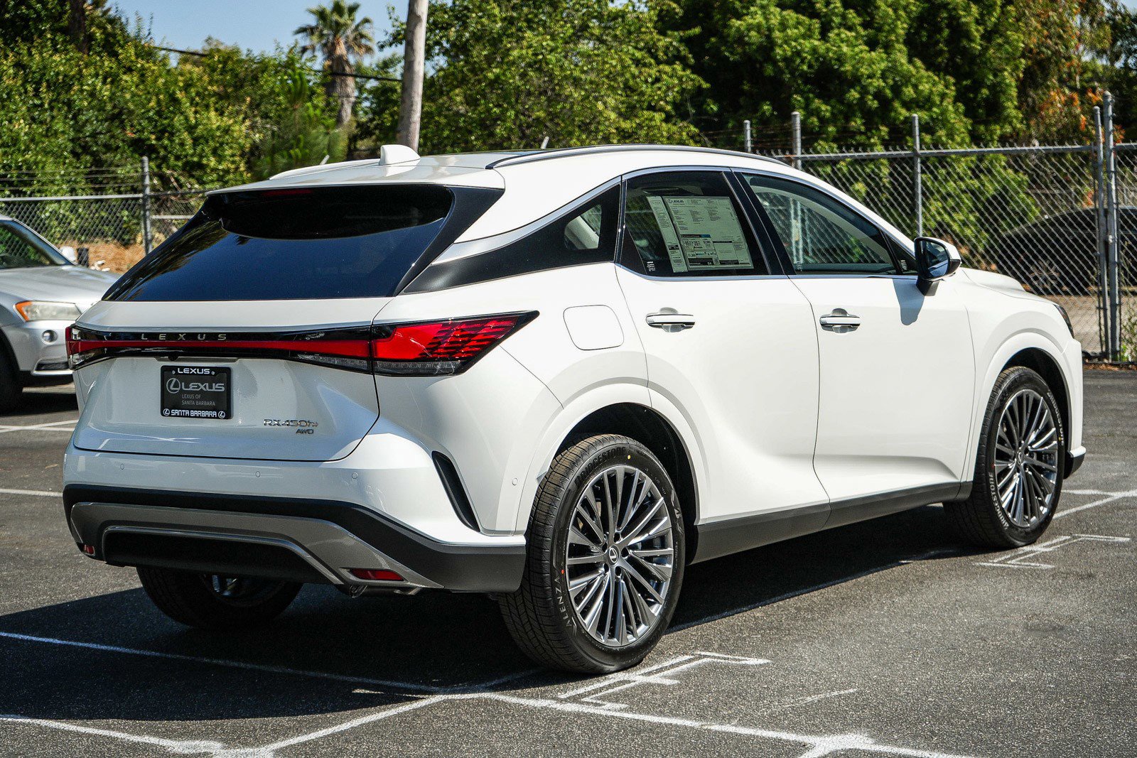 New 2026 Lexus RX 450h AWD image 6
