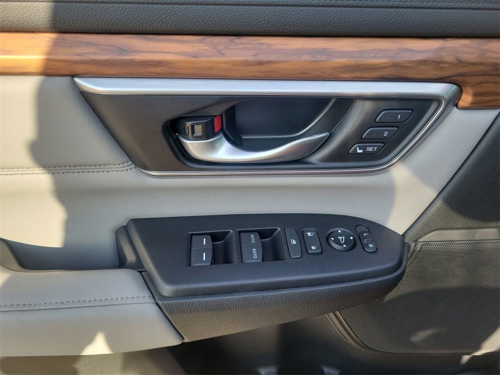 Used 2021 Honda CR-V Touring image 13