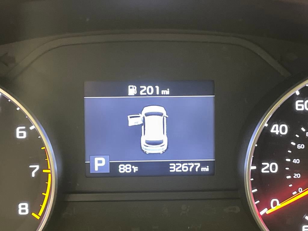 Used 2022 Kia Sportage EX image 19