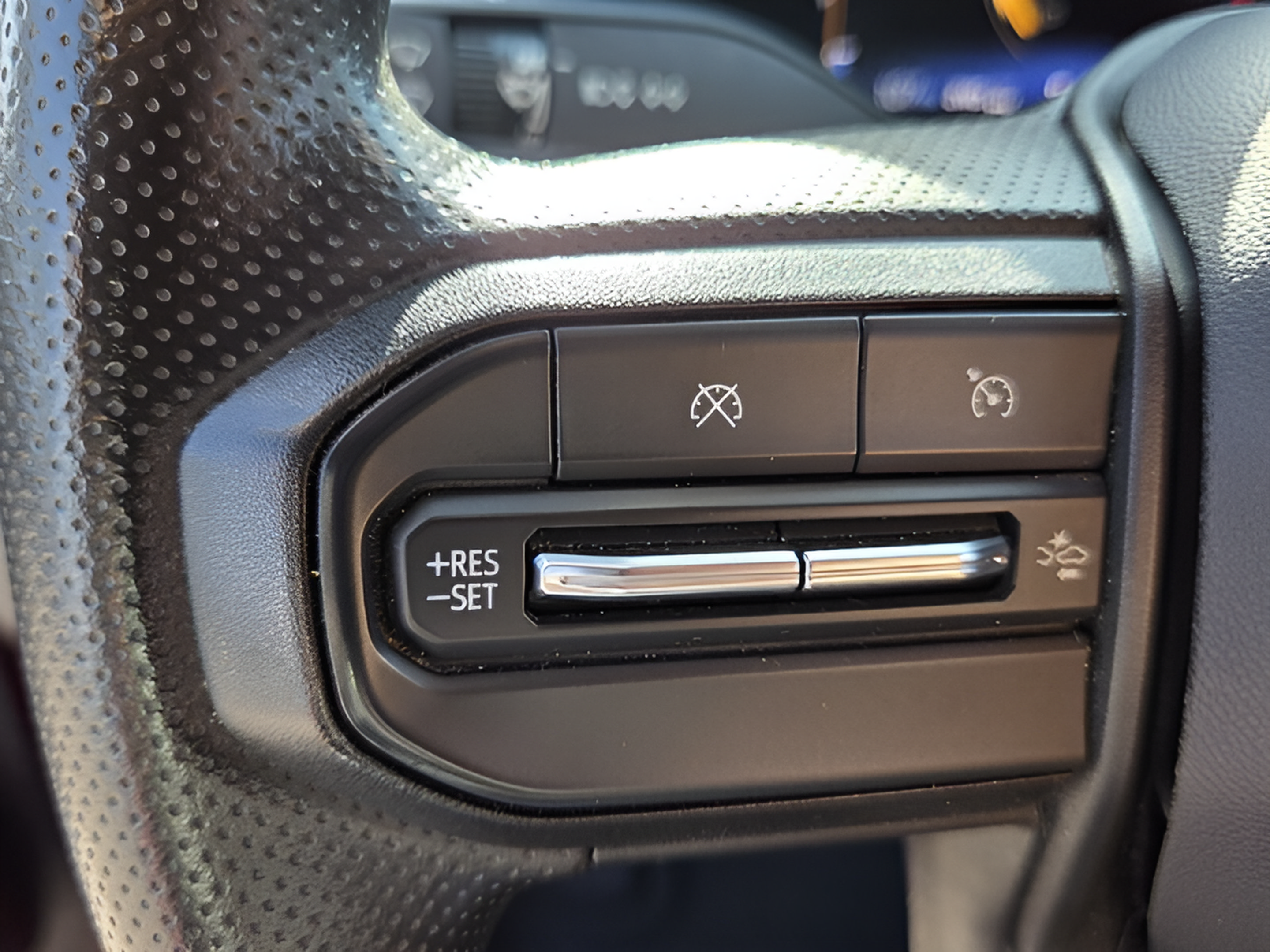 Certified 2023 Chevrolet Colorado Trail Boss w/ Advanced Trailering Package AWD/4WD image 25