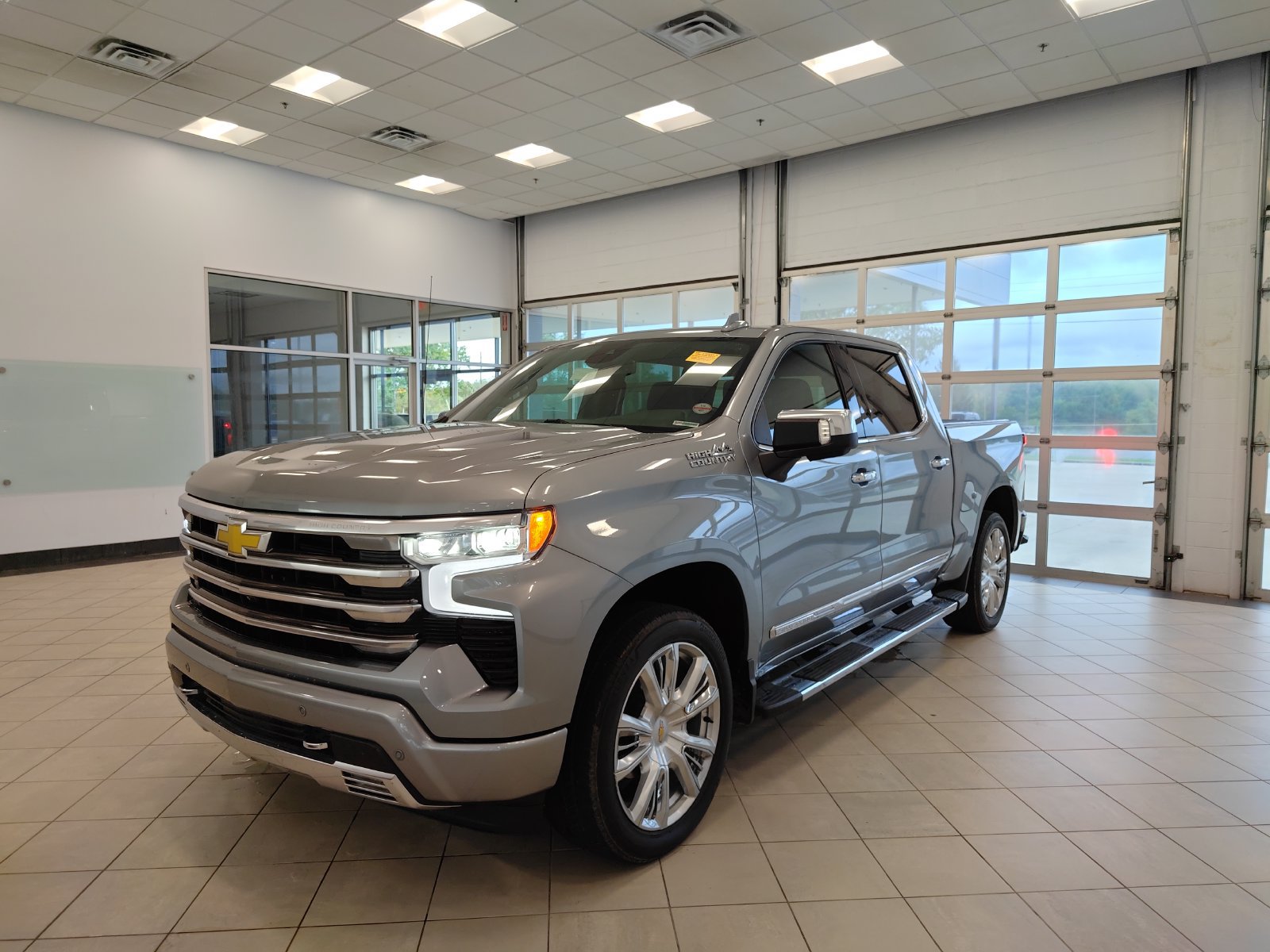 Used 2023 Chevrolet Silverado 1500 High Country AWD/4WD image 7