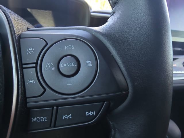 Used 2025 Toyota Corolla SE image 17