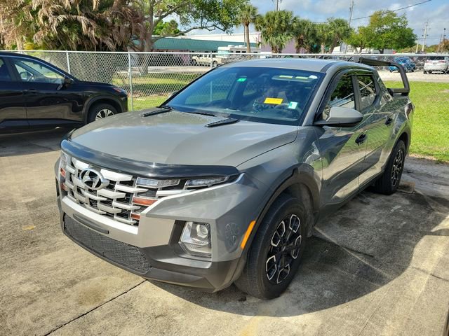 Used 2023 Hyundai Santa Cruz SE image 2